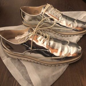 Zara lace up silver shoe